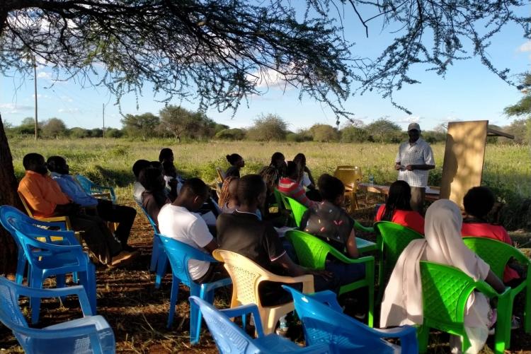 Training farming of 4 indigenous grasses- E. surperba, C. ciliaris, C. roxburghiana, and E. Macrostachyus, Makindu1