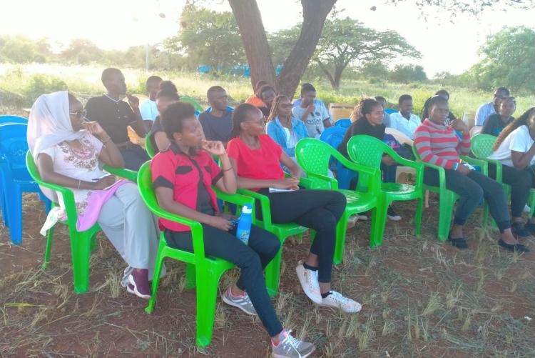 Training farming of 4 indigenous grasses- E. surperba, C. ciliaris, C. roxburghiana, and E. Macrostachyus, Makindu4